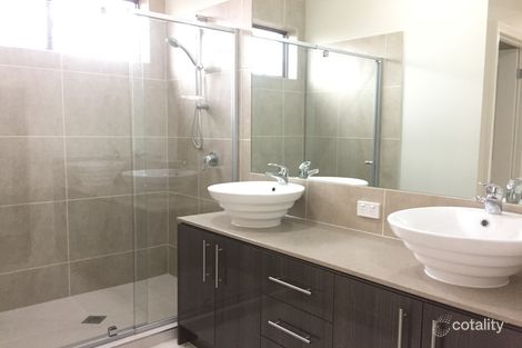 39 Pottery Ave, Point Cook, VIC 3030