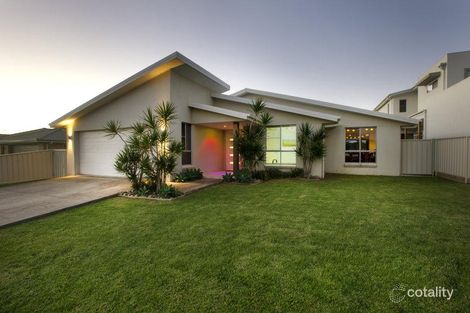 56 Newmans Rd, Woolgoolga, NSW 2456