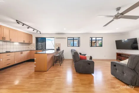 Property photo of 1/9 Mapleton Circuit Varsity Lakes QLD 4227