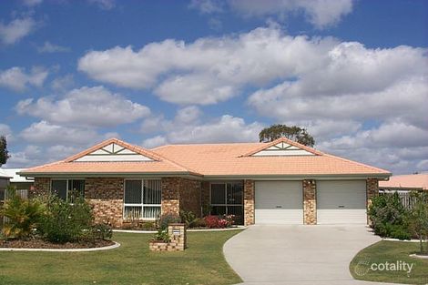 40 Bowerbird Ave, Eli Waters, QLD 4655