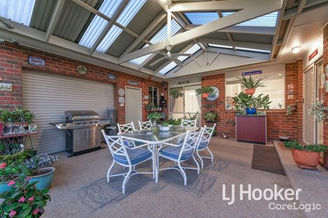 Property photo of 52 Oaklands Way Pakenham VIC 3810