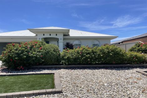 Property photo of 8 Ballard Street Horsham VIC 3400