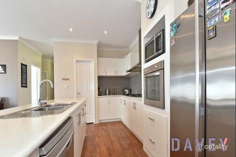 Property photo of 25 Spring Hill Tapping WA 6065