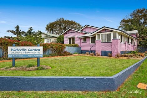 205 West St, Harristown, QLD 4350