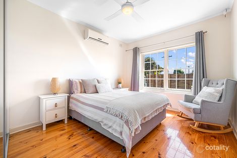 5 Strathbogie Ave, Findon, SA 5023