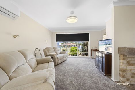 Property photo of 51 Christopher Crescent Lake Haven NSW 2263