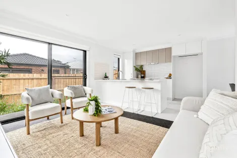 Property photo of 30 Affogato Crescent Mount Duneed VIC 3217