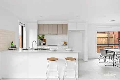 Property photo of 30 Affogato Crescent Mount Duneed VIC 3217