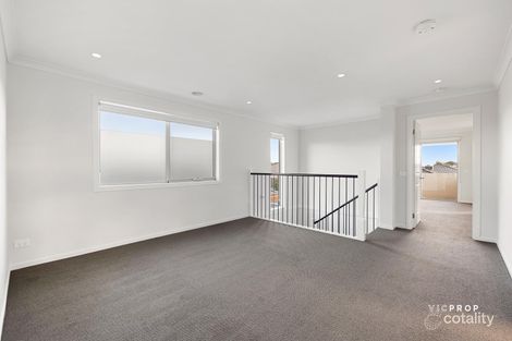 Property photo of 15 Kyogle Avenue Point Cook VIC 3030