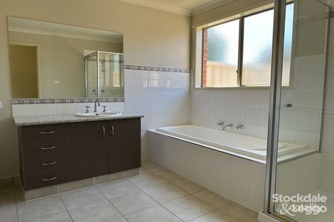Property photo of 12 Bellemara Drive Mooroopna VIC 3629