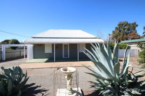 77 Boughtman St, Broken Hill, NSW 2880