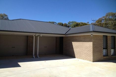 B3/2 Erin Pl, Athelstone, SA 5076