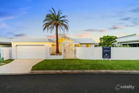 23 BELLBIRD AVE, BURLEIGH WATERS, QLD 4220