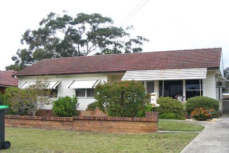 11 Claverdon Ave, Picnic Point, NSW 2213