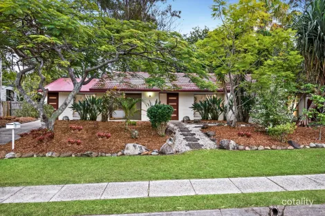 8 Bushlark Ct, Bellbowrie, QLD 4070