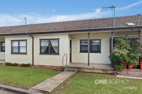 Property photo of 2/107 Yalunga Street Dapto NSW 2530