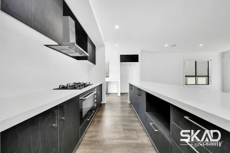 Property photo of 44 Syrah Parade Wollert VIC 3750