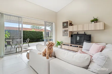 2/95 Gannons Rd, Caringbah South, NSW 2229