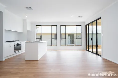 Property photo of 13 Discovery Circuit Meadows SA 5201