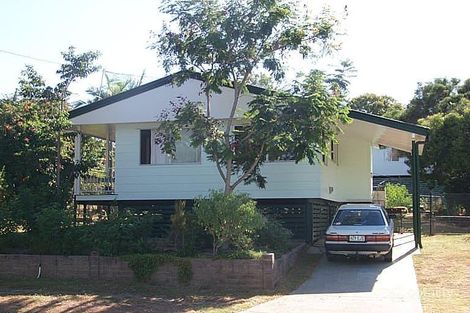 9 Dalton St, Clinton, QLD 4680