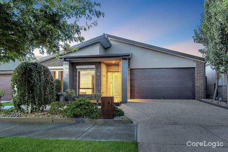 Property photo of 5 Fletcher Road Craigieburn VIC 3064