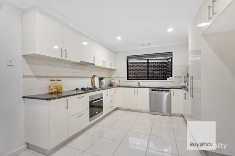 Property photo of 2 Alvie Court Westmeadows VIC 3049