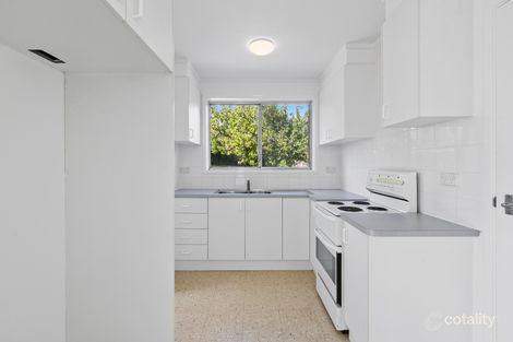 Property photo of 74 Eggleston Crescent Chifley ACT 2606