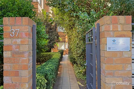 Property photo of 7/37 Eildon Road St Kilda VIC 3182