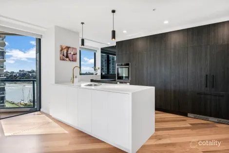 Property photo of 73/42 Ferry Street Kangaroo Point QLD 4169