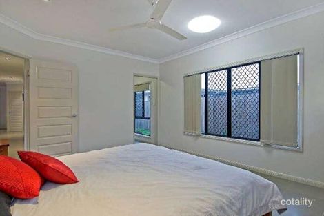 Property photo of 11 Icefire Quay Trinity Park QLD 4879