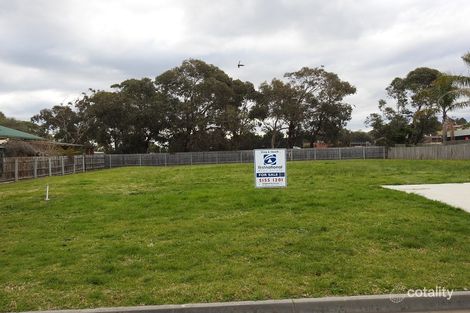 Property photo of 11 Merrangbaur Street Lakes Entrance VIC 3909