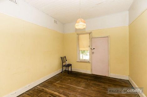 Property photo of 5 Glovers Lane Cooks Hill NSW 2300
