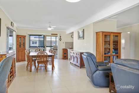 Property photo of 3 Turtle Street Curtis Island QLD 4680