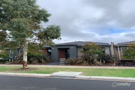 Property photo of 8 Lexington Crescent Officer VIC 3809