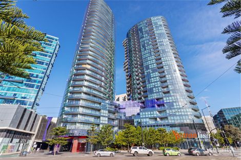 Property photo of 2005/241 Harbour Esplanade Docklands VIC 3008