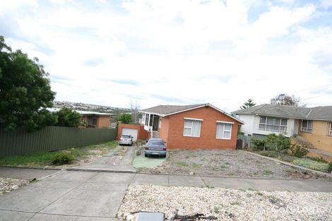 Property photo of 19 Cara Road Highton VIC 3216