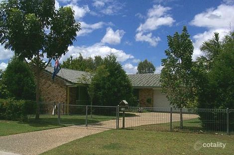 16 Parkside Dr, Crestmead, QLD 4132