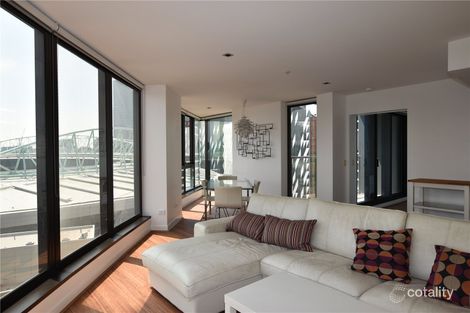 Property photo of 1612/100 Harbour Esplanade Docklands VIC 3008