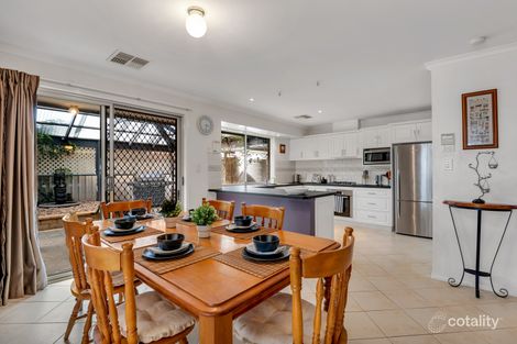 Property photo of 33 Simone Crescent Morphett Vale SA 5162