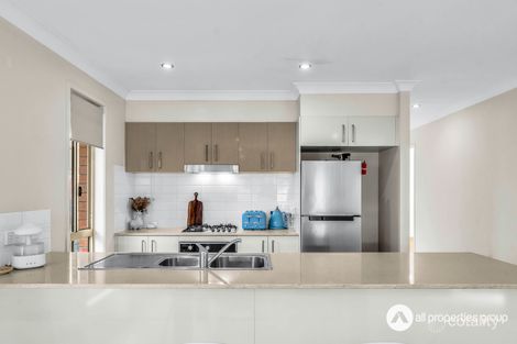 Property photo of 8 Jubera Close Yarrabilba QLD 4207