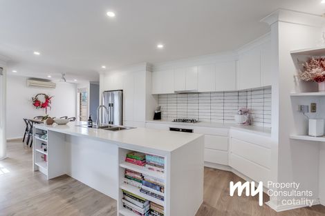 Property photo of 14 Withnell Crescent St Helens Park NSW 2560
