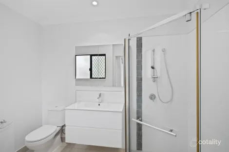 Property photo of 18 Eluma Mews Smithfield QLD 4878