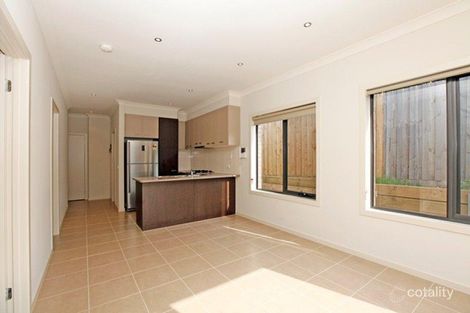 Property photo of 4/3 Evans Crescent Reservoir VIC 3073