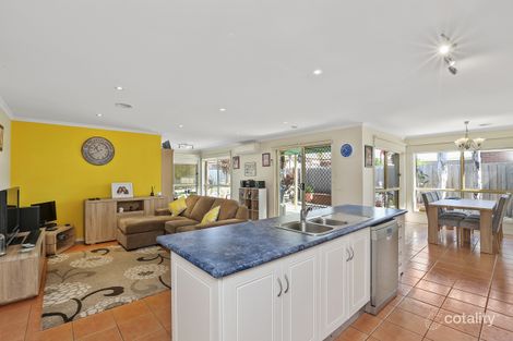 Property photo of 15 Carstairs Close Grovedale VIC 3216