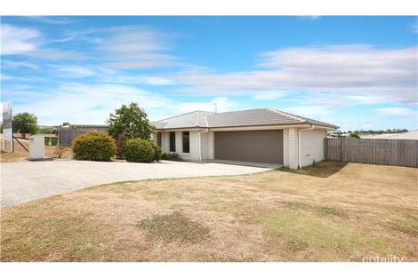 Property photo of 19 Milly Circuit Ormeau QLD 4208