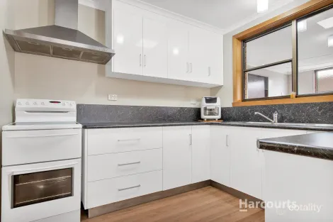Property photo of 3/9-11 Avon Street Parklands TAS 7320