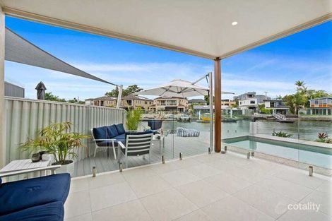 Property photo of 2/2 Vaggelas Crescent Biggera Waters QLD 4216