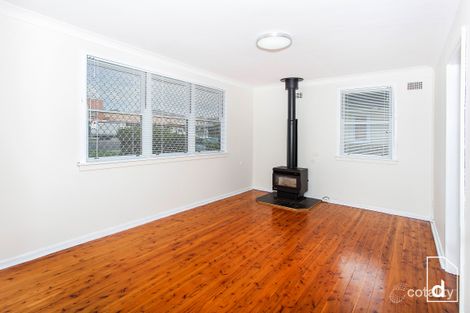 Property photo of 14 Farmborough Road Unanderra NSW 2526
