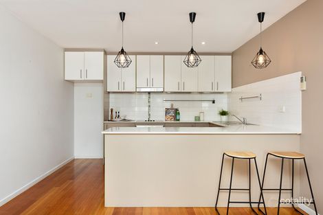 Property photo of 1/30 Pin Oak Crescent Flemington VIC 3031