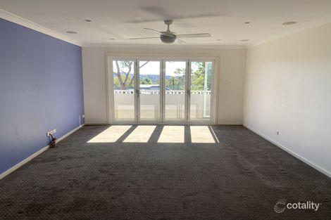 Property photo of 19 Grasmere Crescent Wheeler Heights NSW 2097